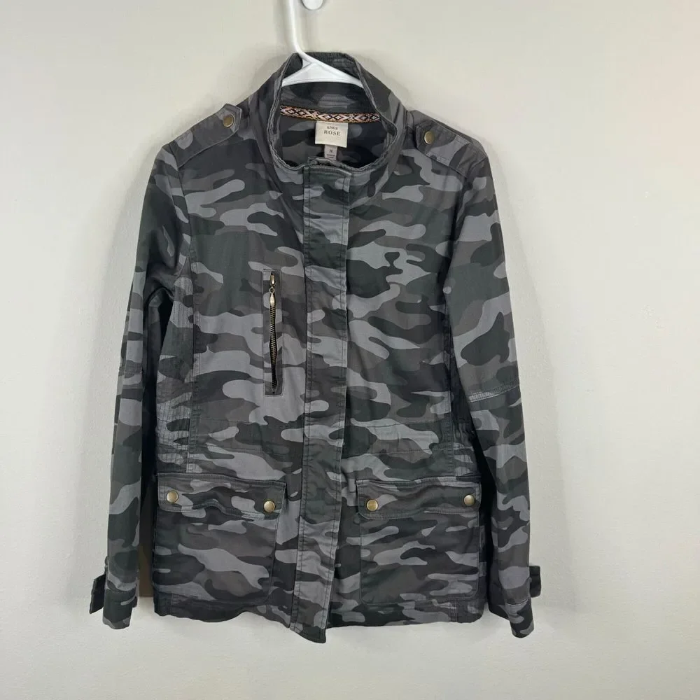Knox Rose Jacket Womens M Camo Gray Snap Buttons Zippers Fall‎